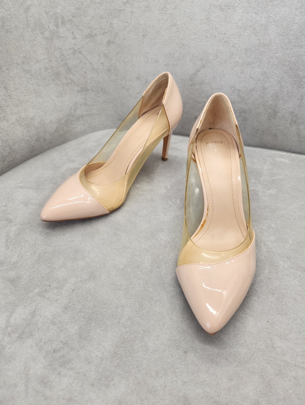 Nude Cream Pumps 8.5 Vegan Patent Leather Pointy Clear Pastel Classic Neutral